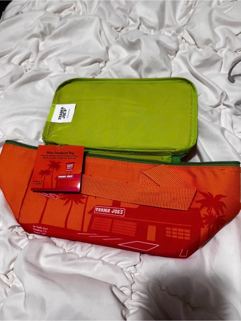 NWT Trader Joe’s Mini Insulated Bag Orange